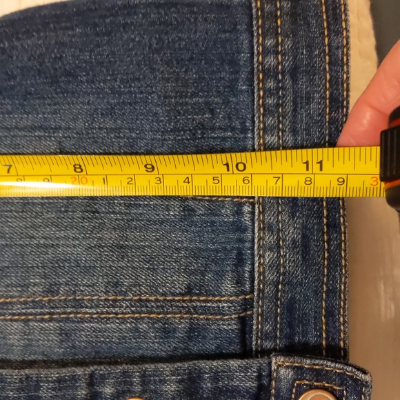 Old navy denim jacket size 18-24 months - Picture 10 of 11